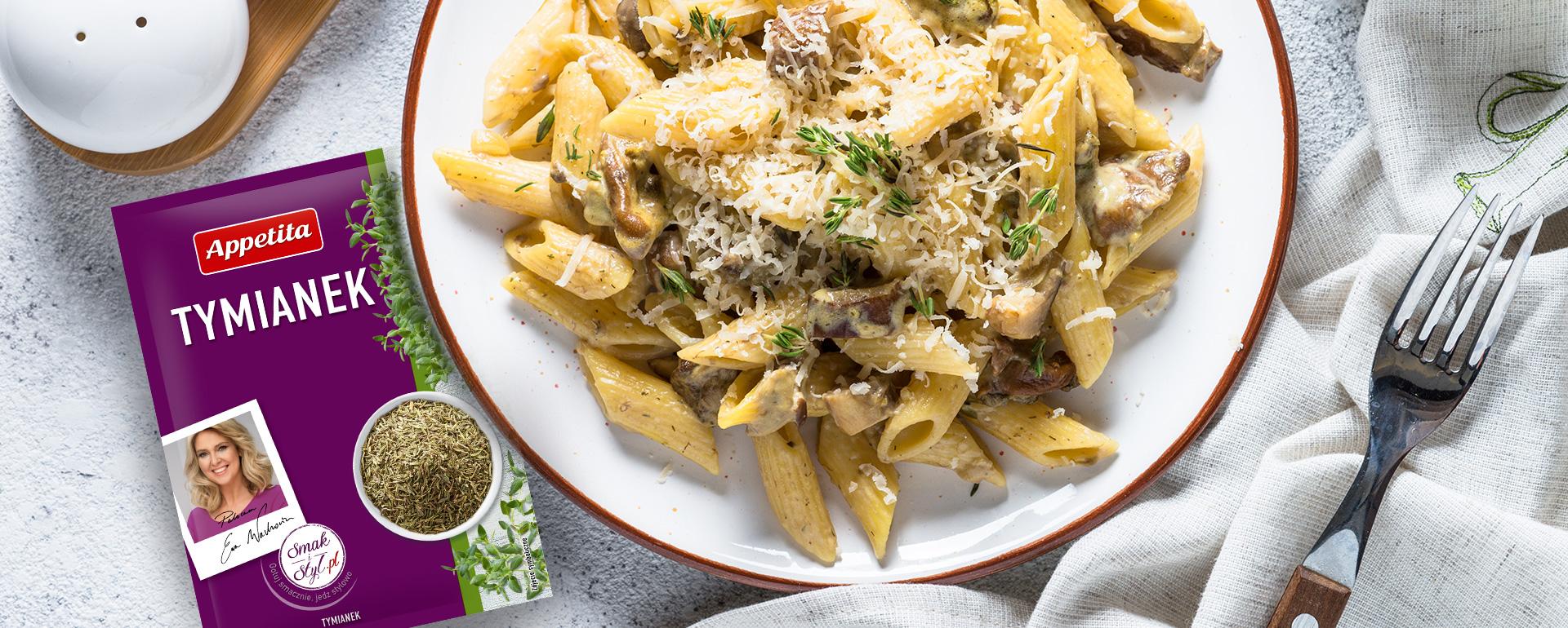 Makaron penne z sosem śmietanowo-pieczarkowym