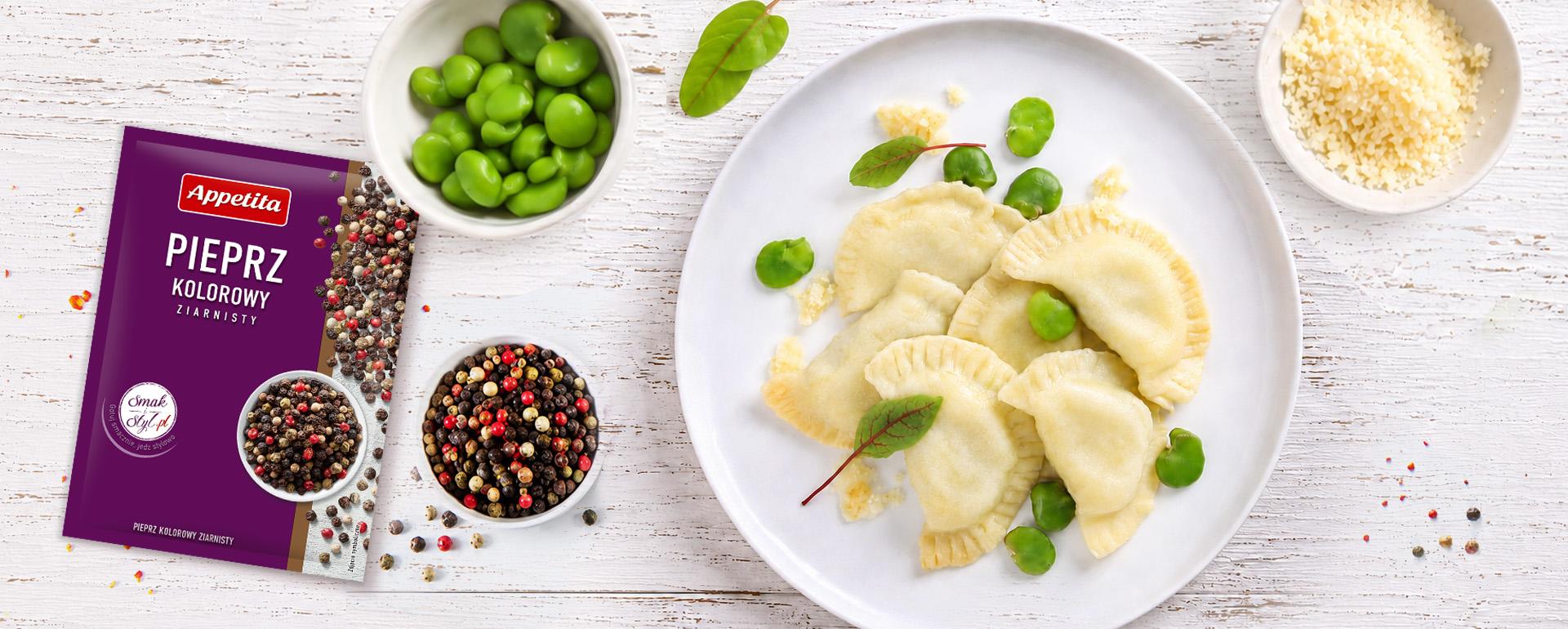 Pierogi z bobem i twarogiem