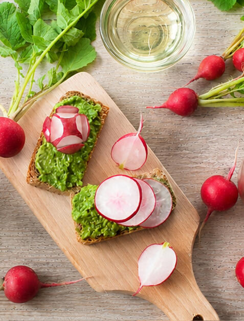 Pesto z liści rzodkiewki - ZERO WASTE