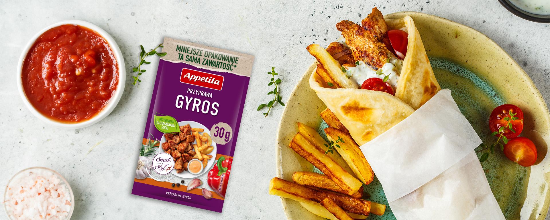 Gyros z kurczaka z sosem z pieczonej papryki